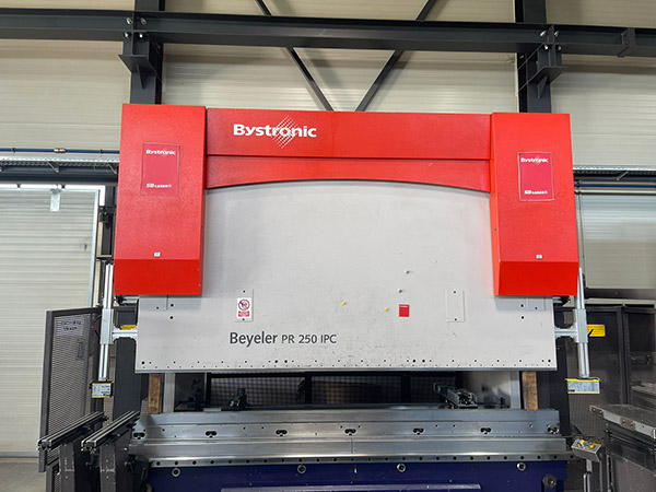 Bystronic PR 250 - SB Laser